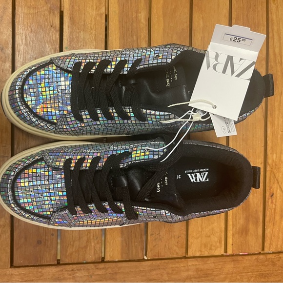 Zara sneakers - Picture 1 of 3